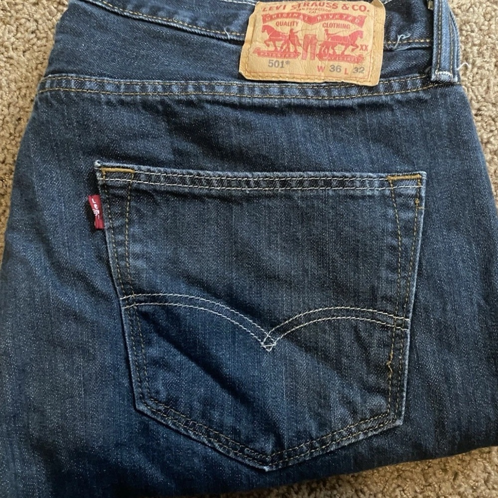 Levi's Dark Blue Straight Jeans for Men